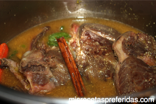 Carrilleras_salsa_almendras_3419