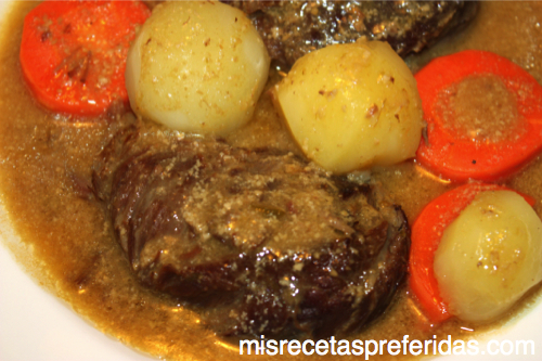 Carrilleras_salsa_almendras_3445