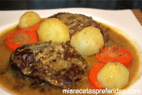 Carrilleras_salsa_almendras_3449