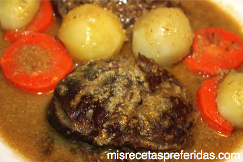 Carrilleras_salsa_almendras_3451